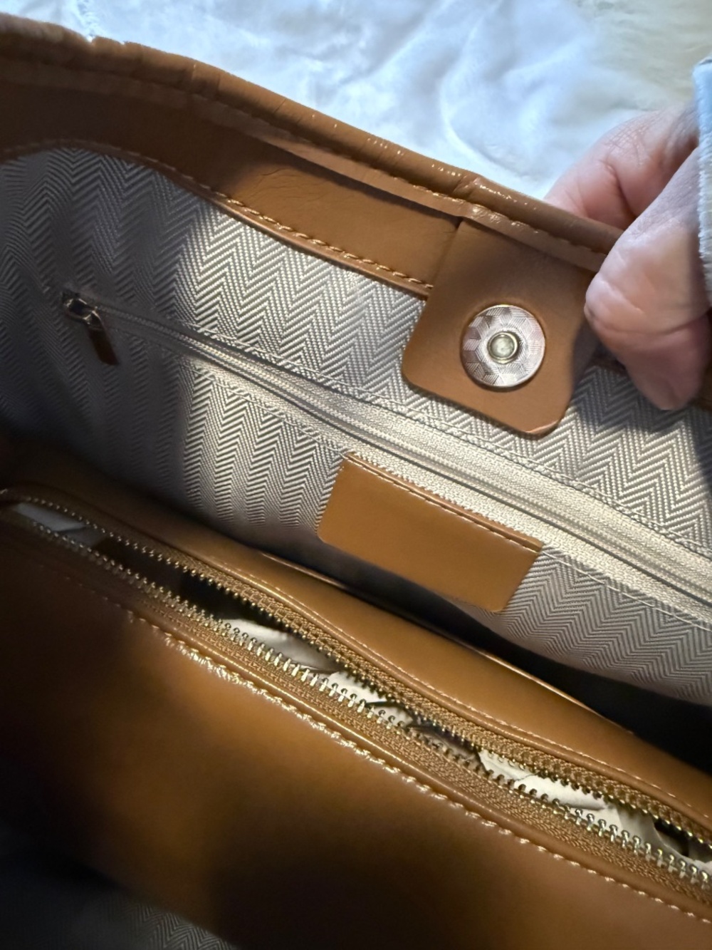 Purse - Picture 3 of 9